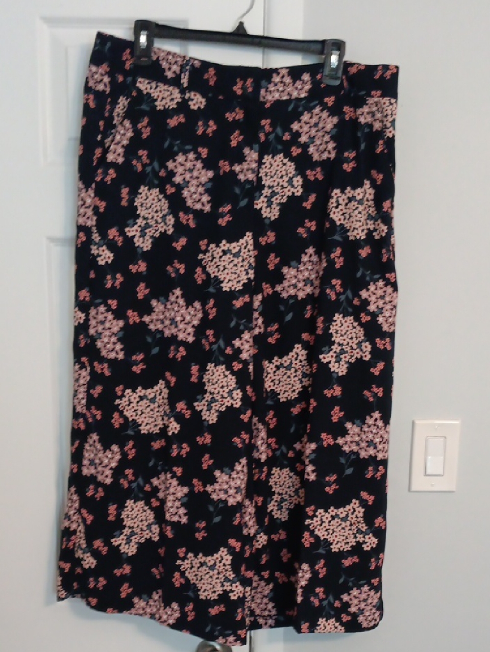 LOFT Navy Wide Leg Cropped Culottes with Pink Floral Print